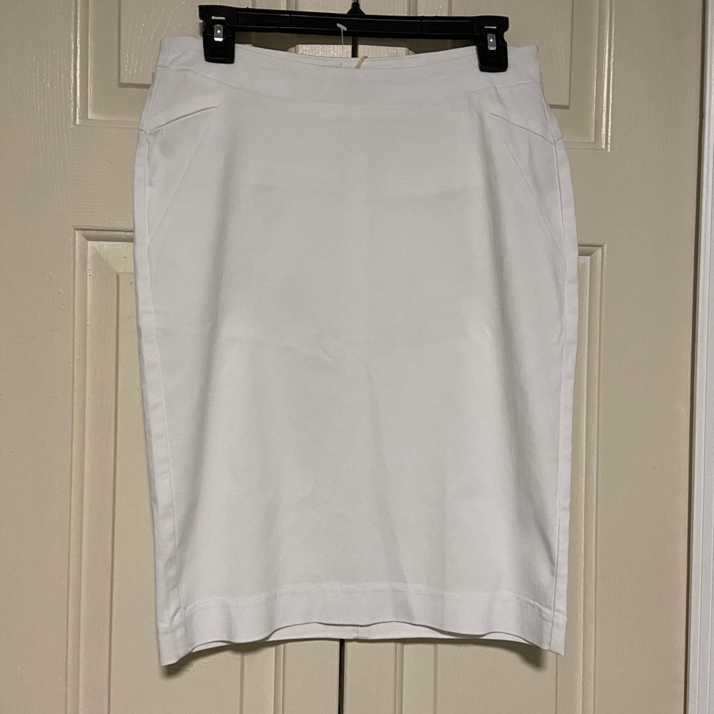 Women’s white skirt